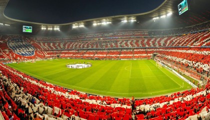 开云体育平台APP-凯塞多让比赛提前失去悬念，瑞士粉碎那不勒斯，小国足球的战术革命与生存智慧