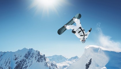 开云体育中国-福克斯撕裂骑士防线，当绝对速度成为无解命题