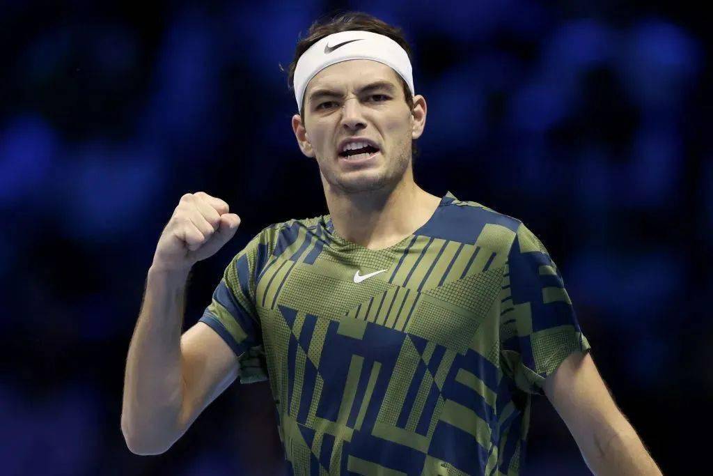 年终总决赛险胜ATP总决赛，纳达尔高光表现