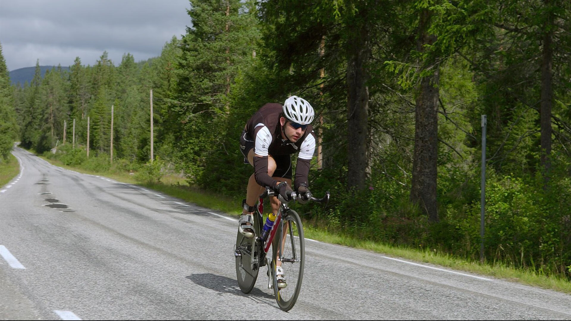 马刺完胜尼克斯，班凯罗成为关键先生